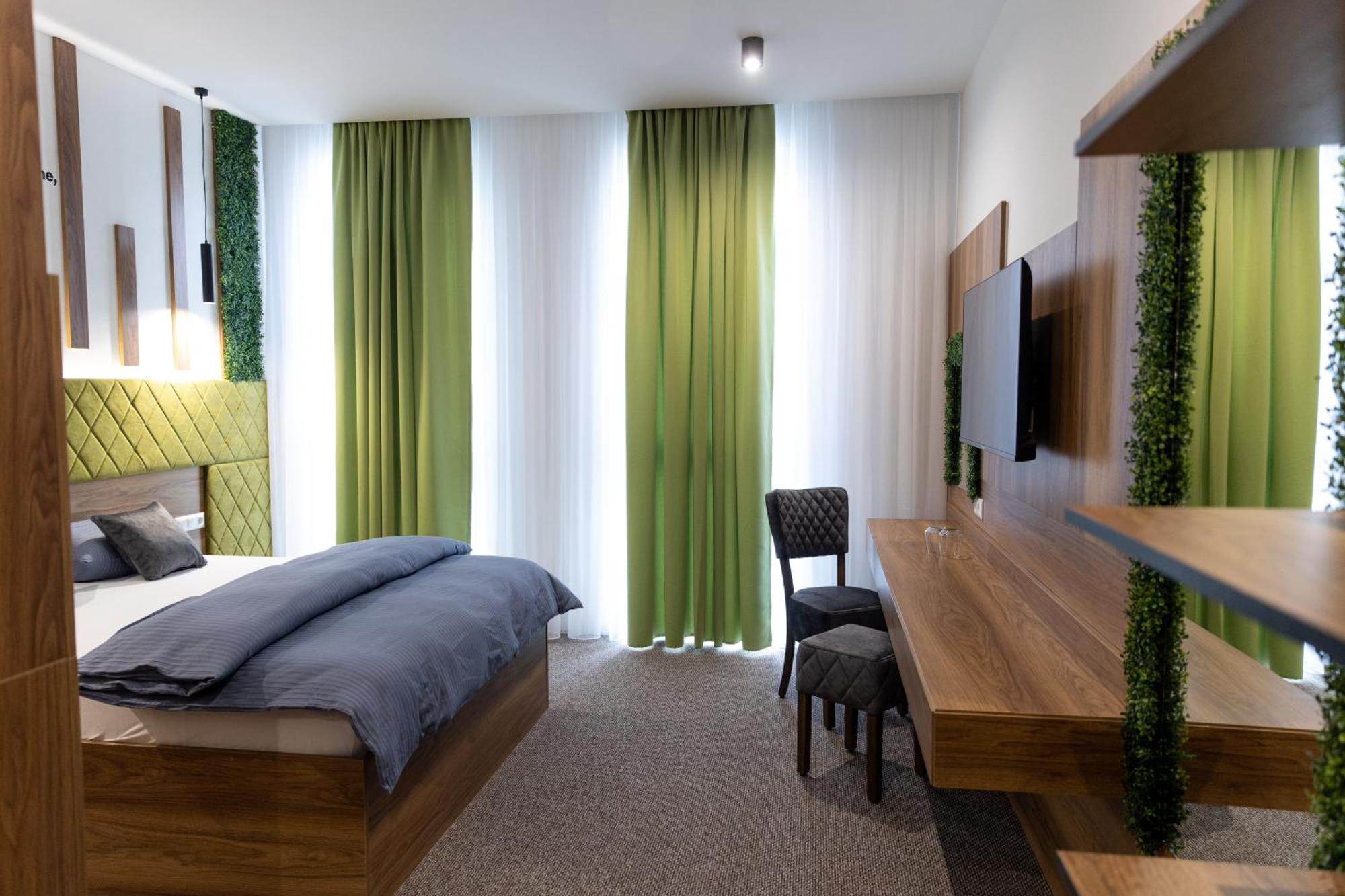 Hostel Tron Travnik Exteriör bild