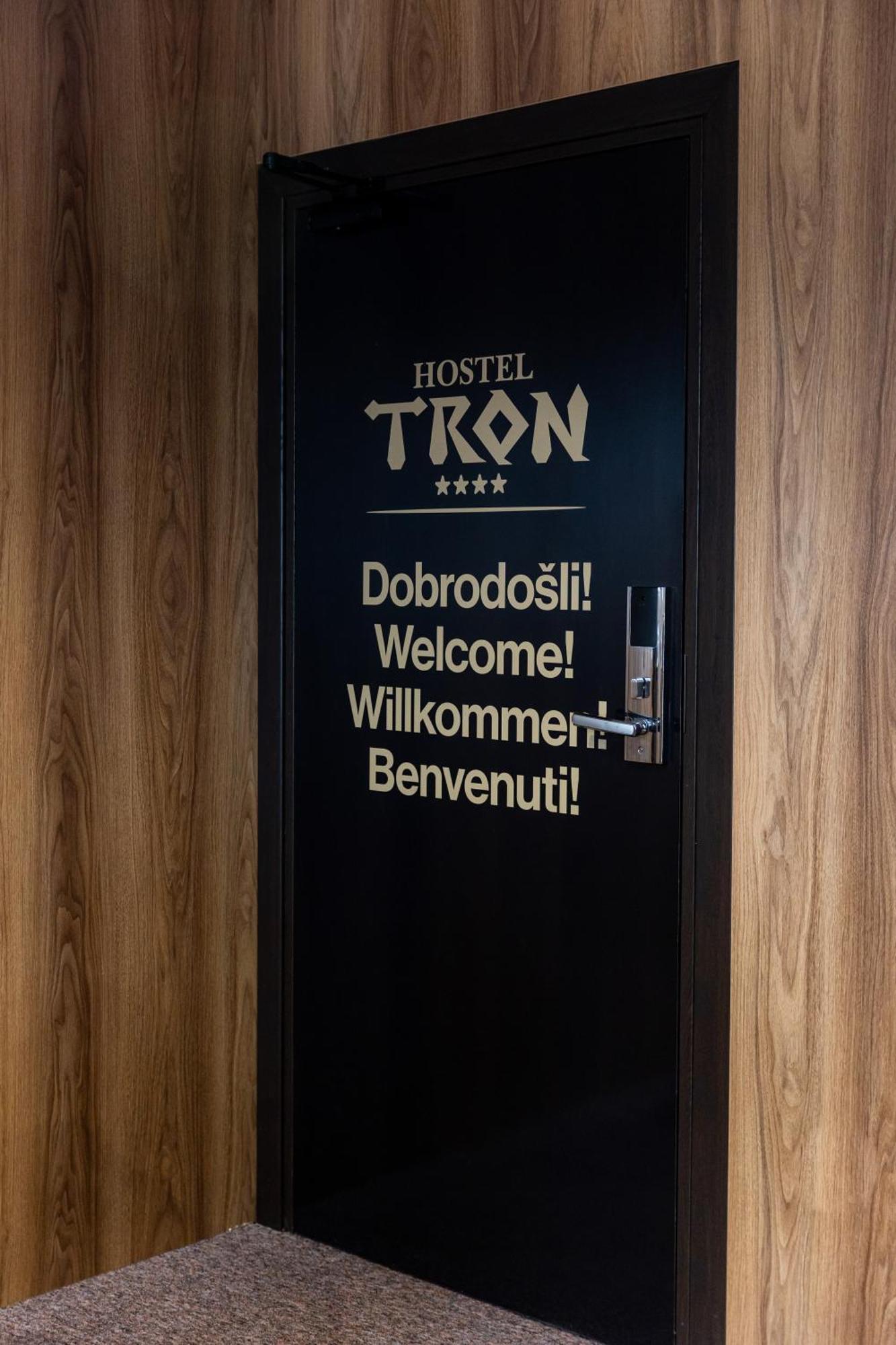 Hostel Tron Travnik Exteriör bild