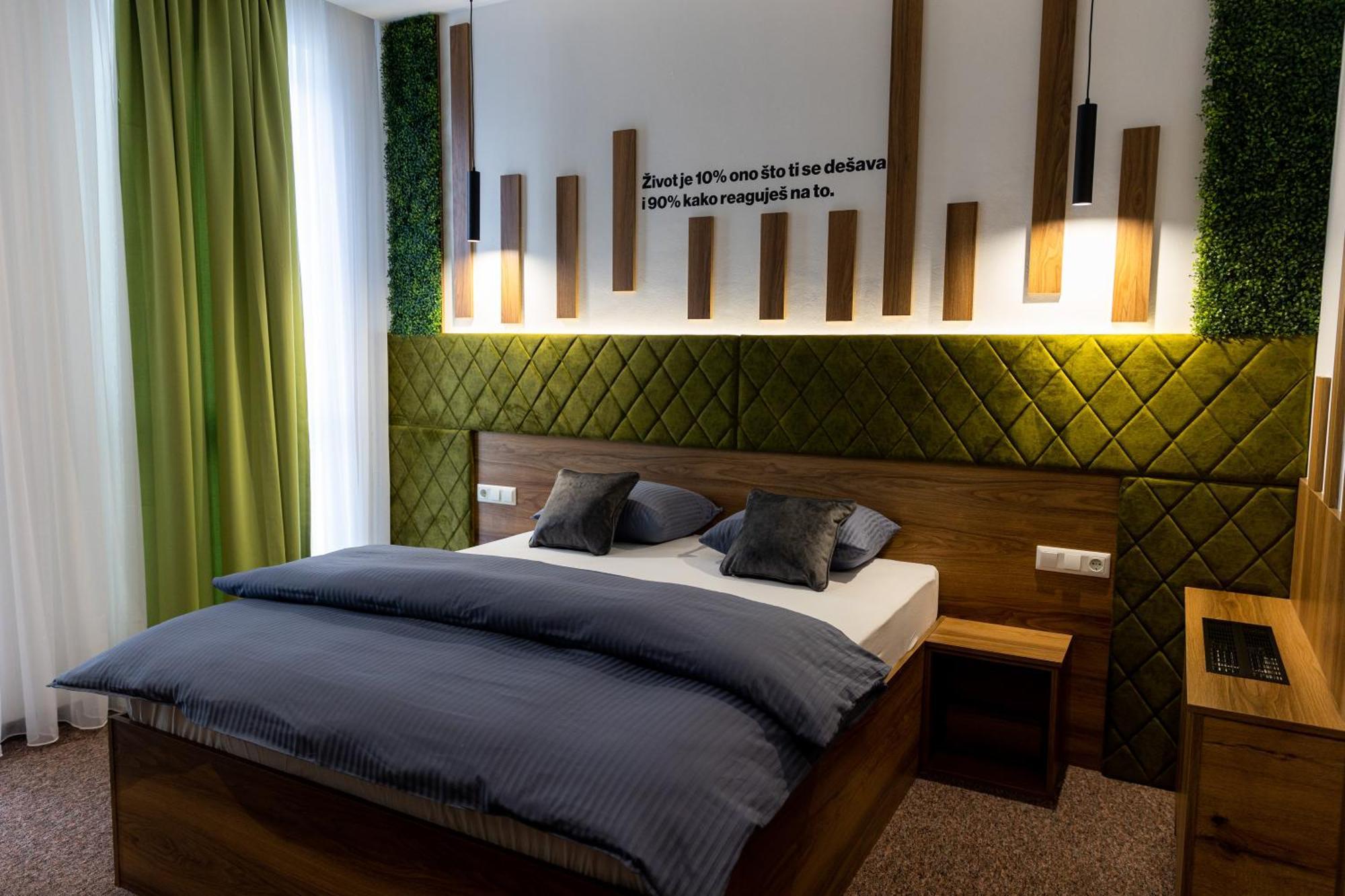 Hostel Tron Travnik Exteriör bild
