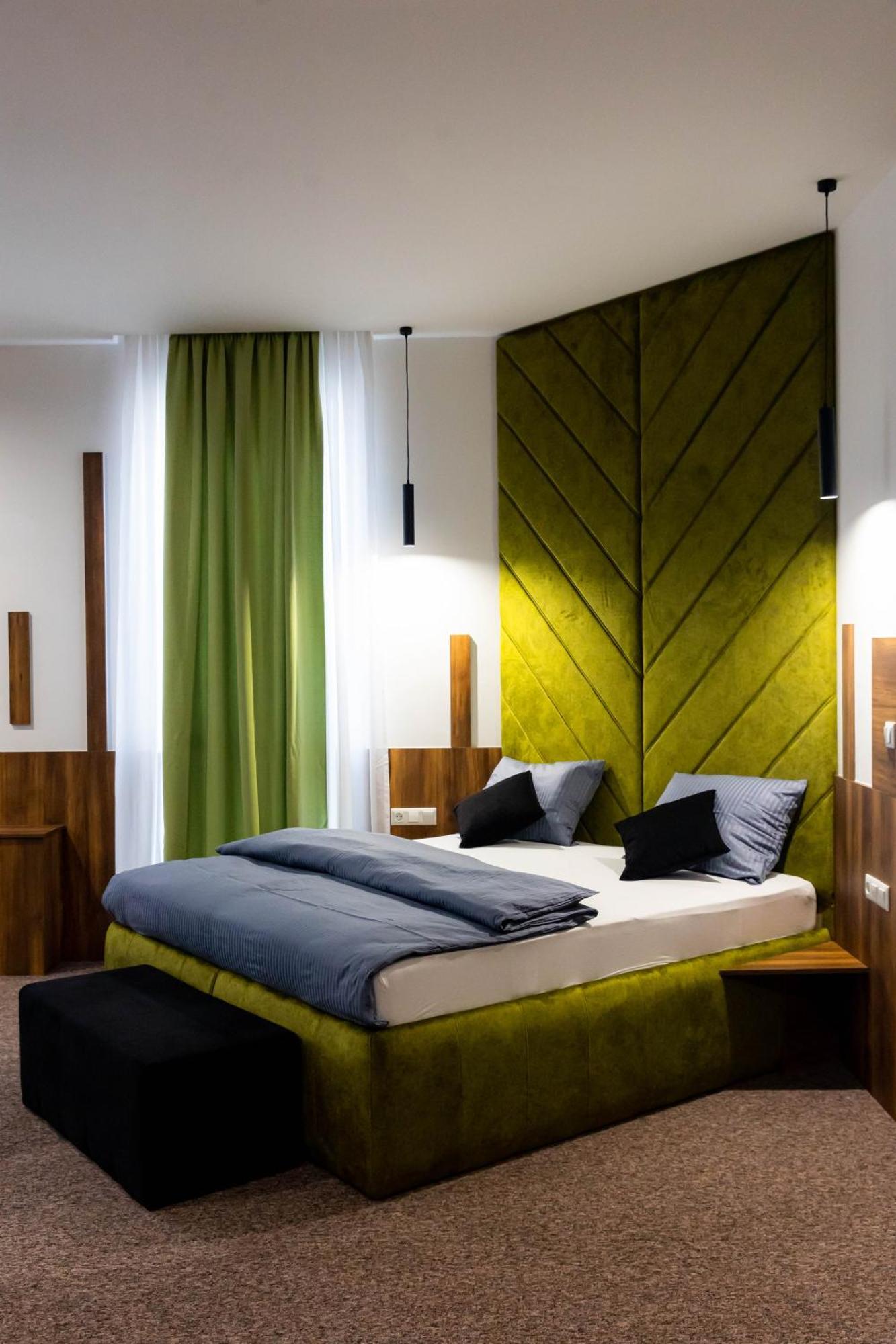 Hostel Tron Travnik Exteriör bild