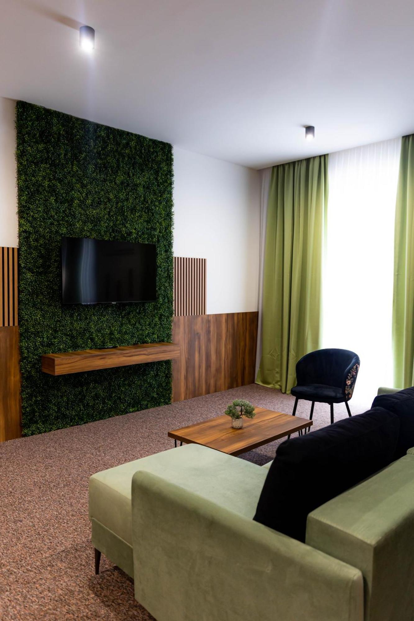 Hostel Tron Travnik Exteriör bild