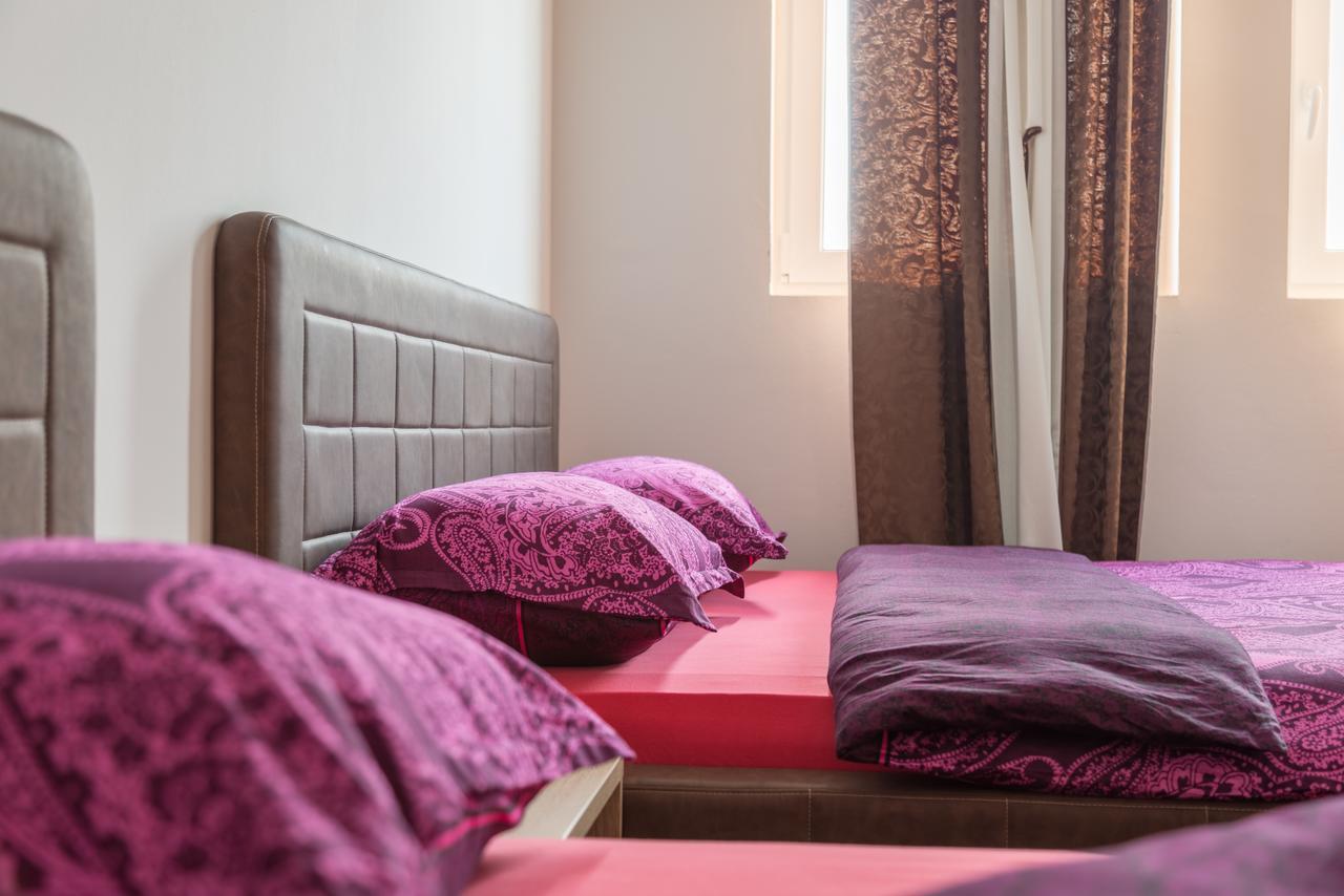 Hostel Tron Travnik Exteriör bild