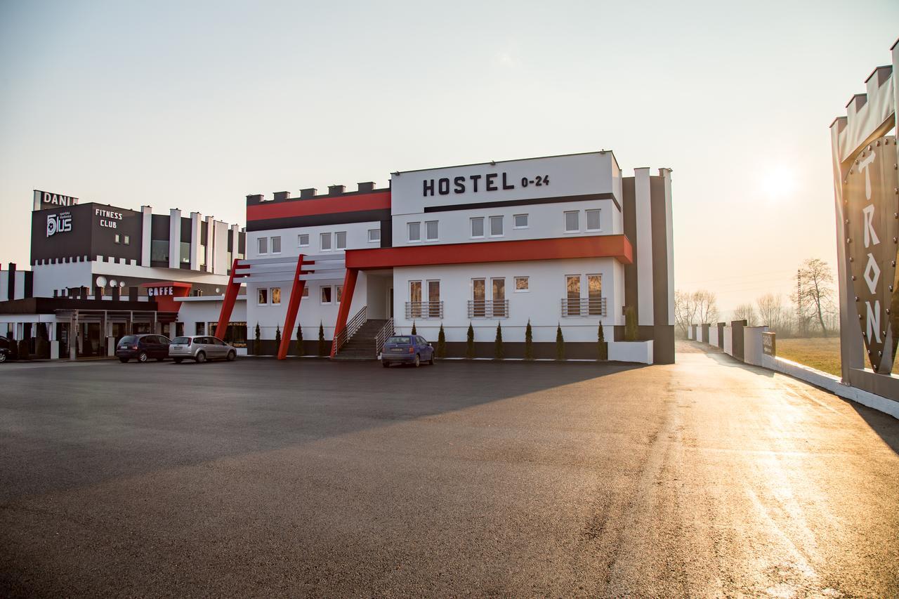 Hostel Tron Travnik Exteriör bild